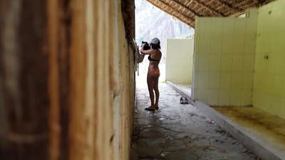 spy kamera pane mumwe waanoshanda naye kuyunivhesiti yekuSpain